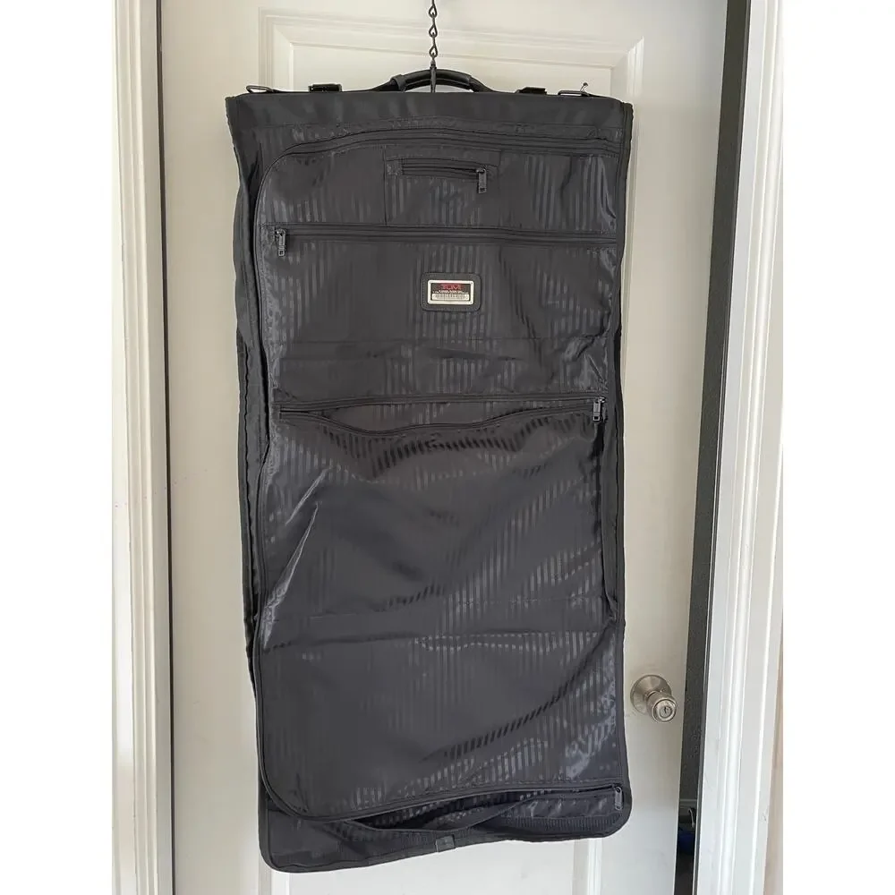 TUMI Garment Bag Travel Black Luggage Cover Full Suits Bifold Nylon 228D3